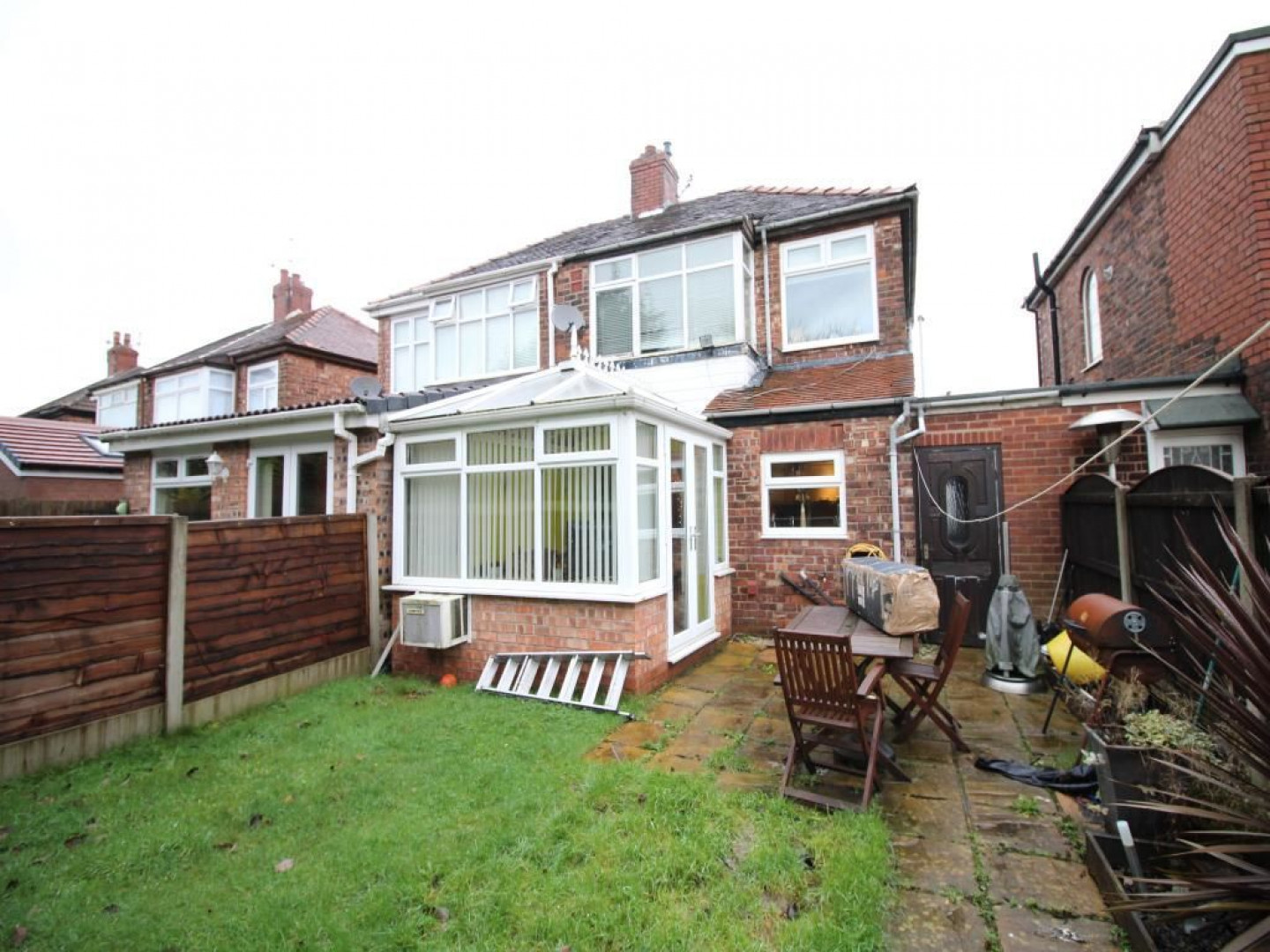 KEY FACTS FOR BUYERS 247, Hollinwood Avenue, Oldham, OL9 8DQ